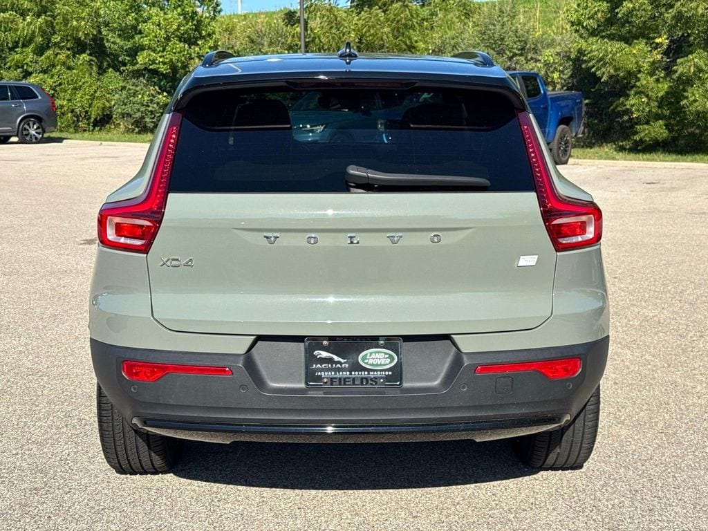 Used 2023 Volvo XC40 Recharge Pure Electric Ultimate SUV
