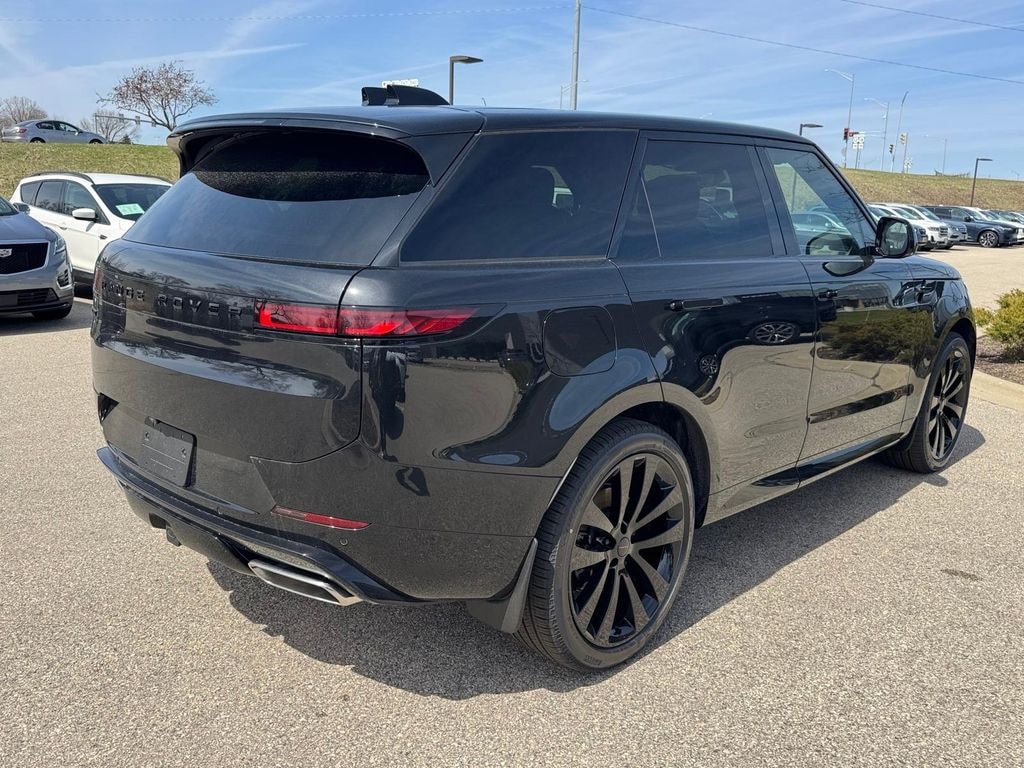 New 2026 Land Rover Range Rover Sport Dynamic SE SUV