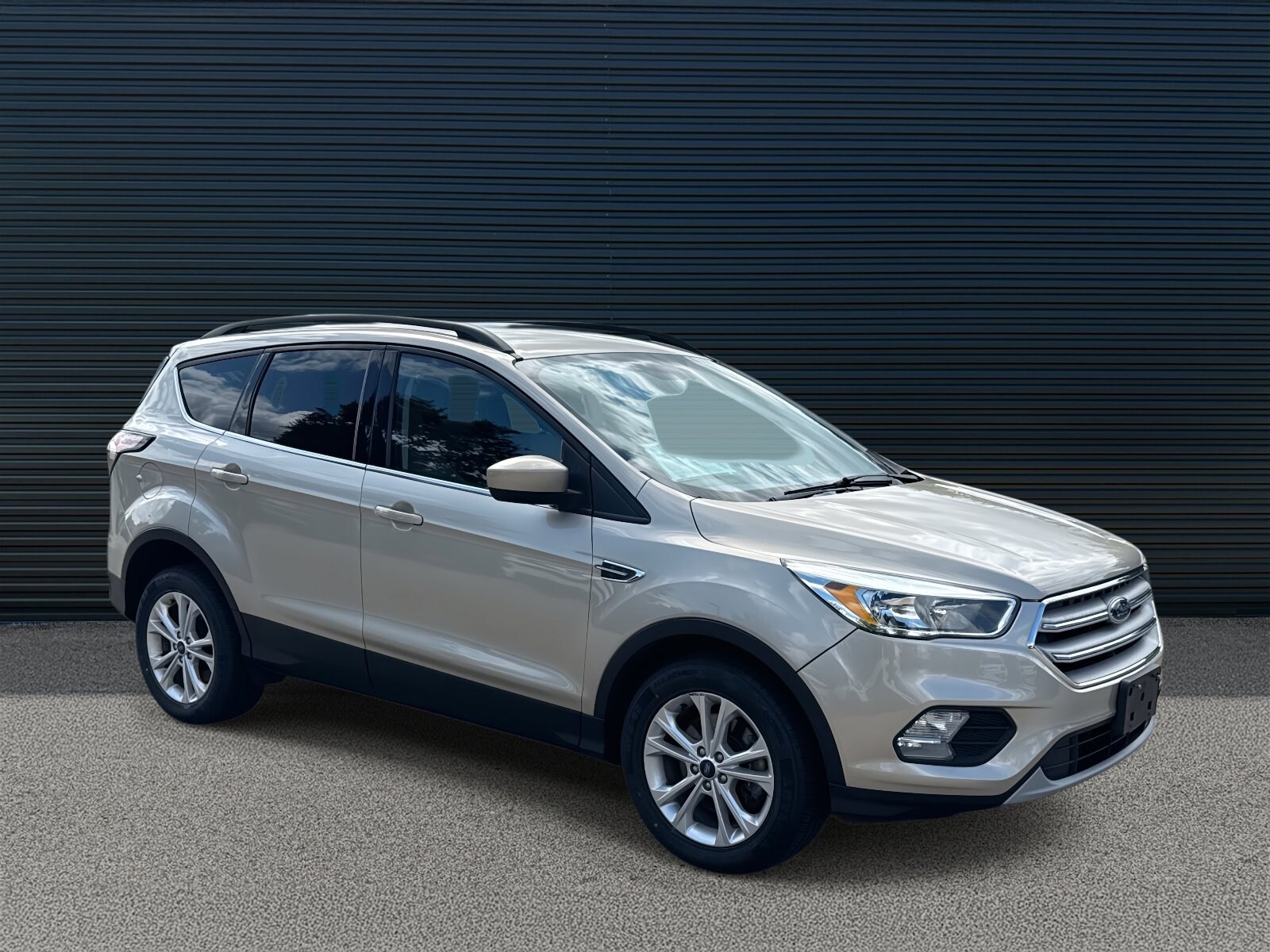 2018 Ford Escape SE photo 3