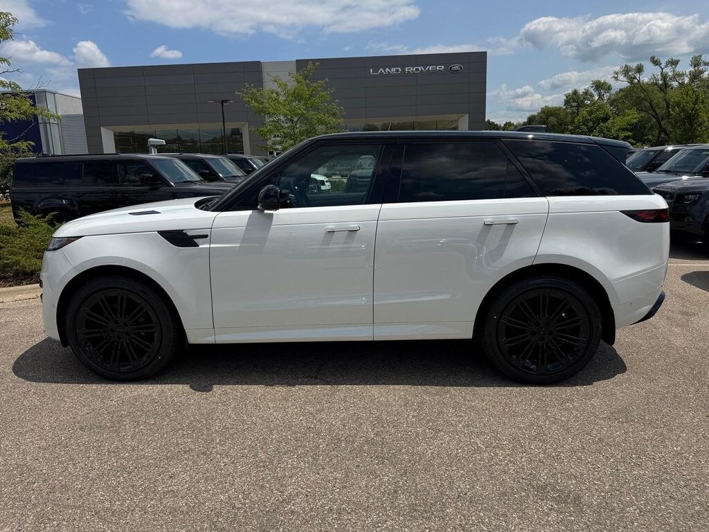 New 2026 Land Rover Range Rover Sport Dynamic SE SUV