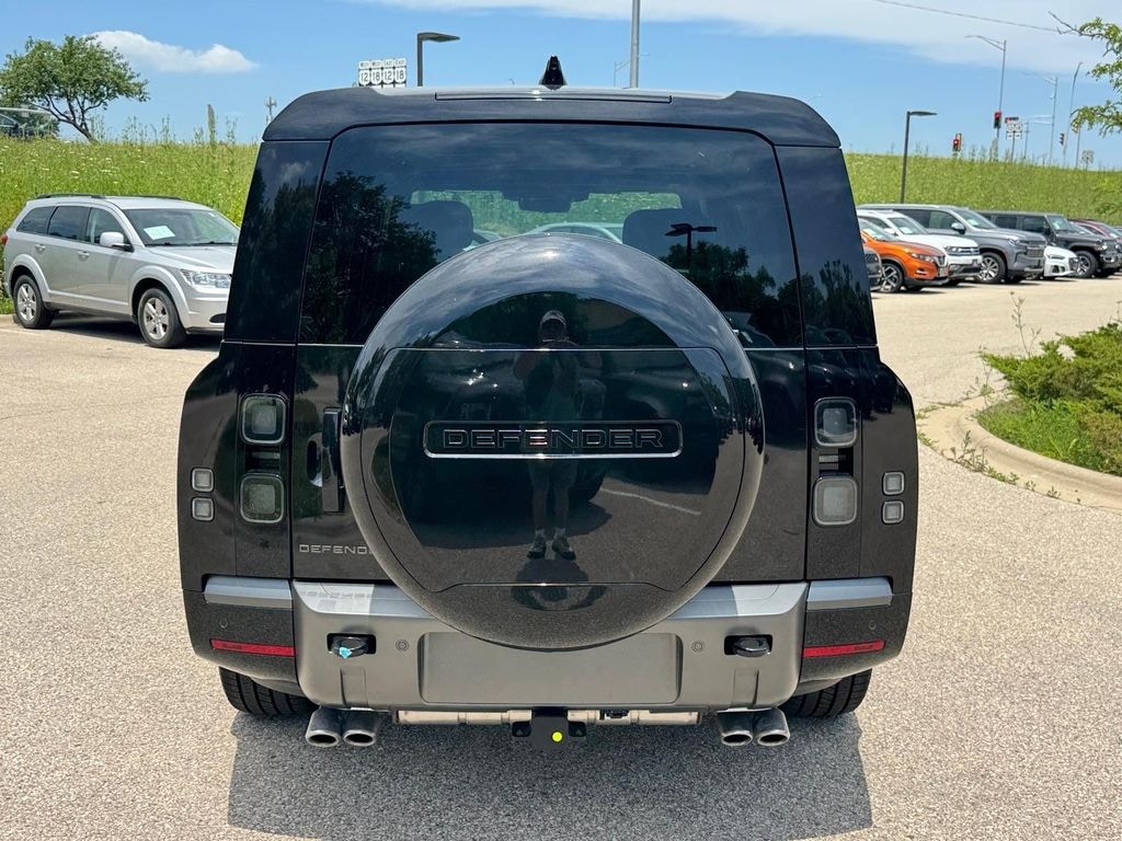 New 2026 Land Rover Defender 130 V8 SUV