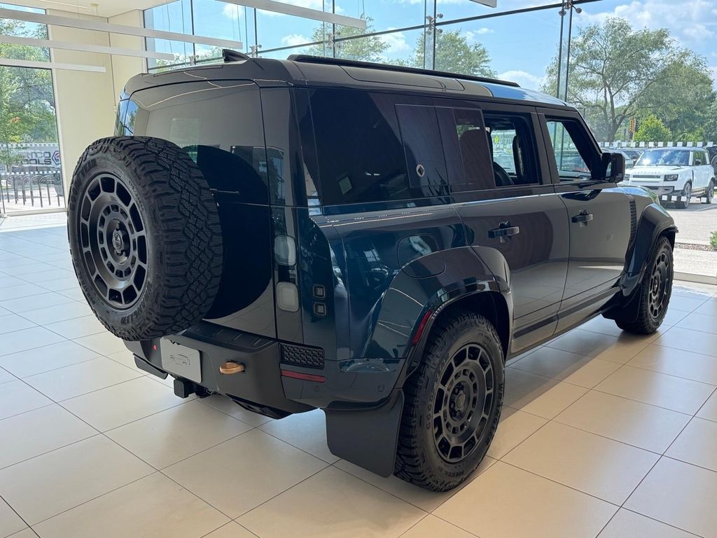 New 2026 Land Rover Defender 110 Octa SUV