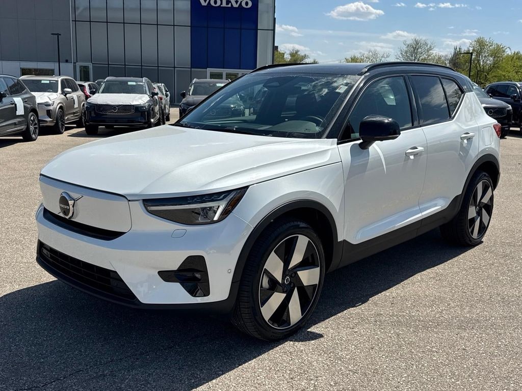 Used 2023 Volvo XC40 Recharge Pure Electric Twin Plus SUV