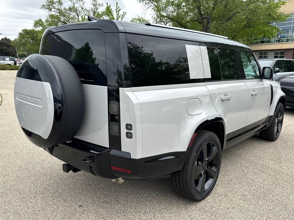New 2026 Land Rover Defender 130 X-Dynamic SE SUV