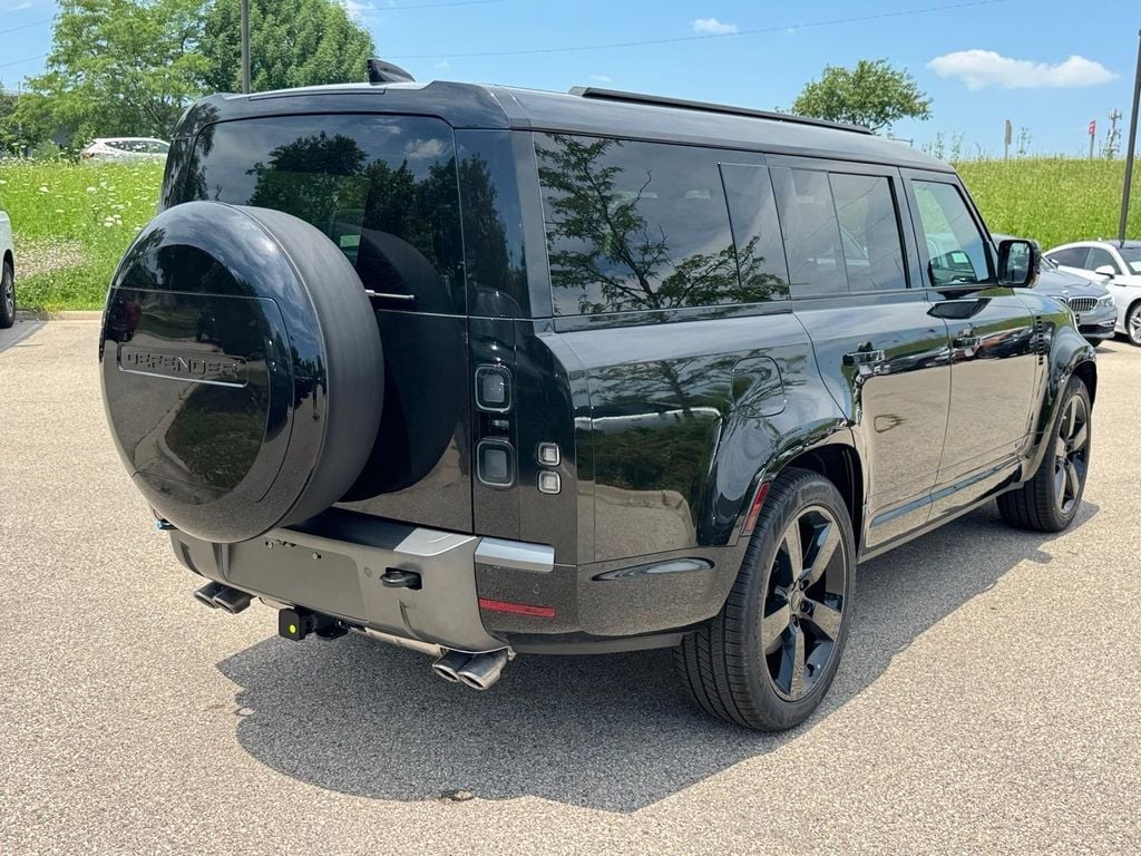 New 2026 Land Rover Defender 130 V8 SUV