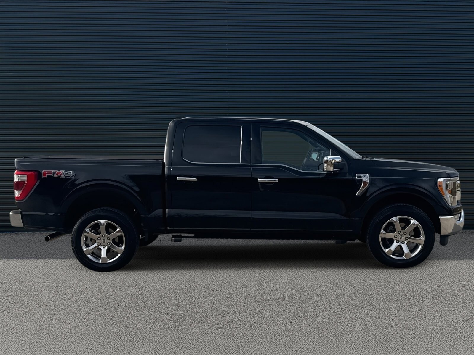 2022 Ford F-150 Lariat photo 4