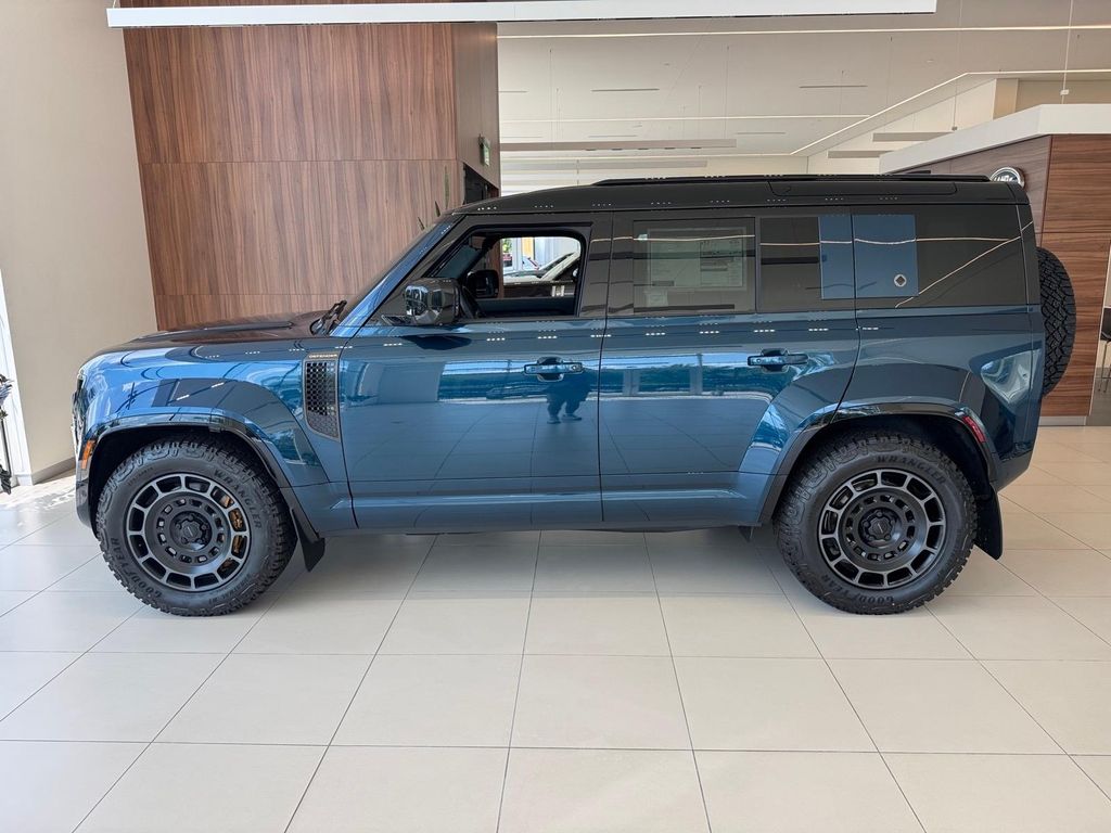 New 2026 Land Rover Defender 110 Octa SUV
