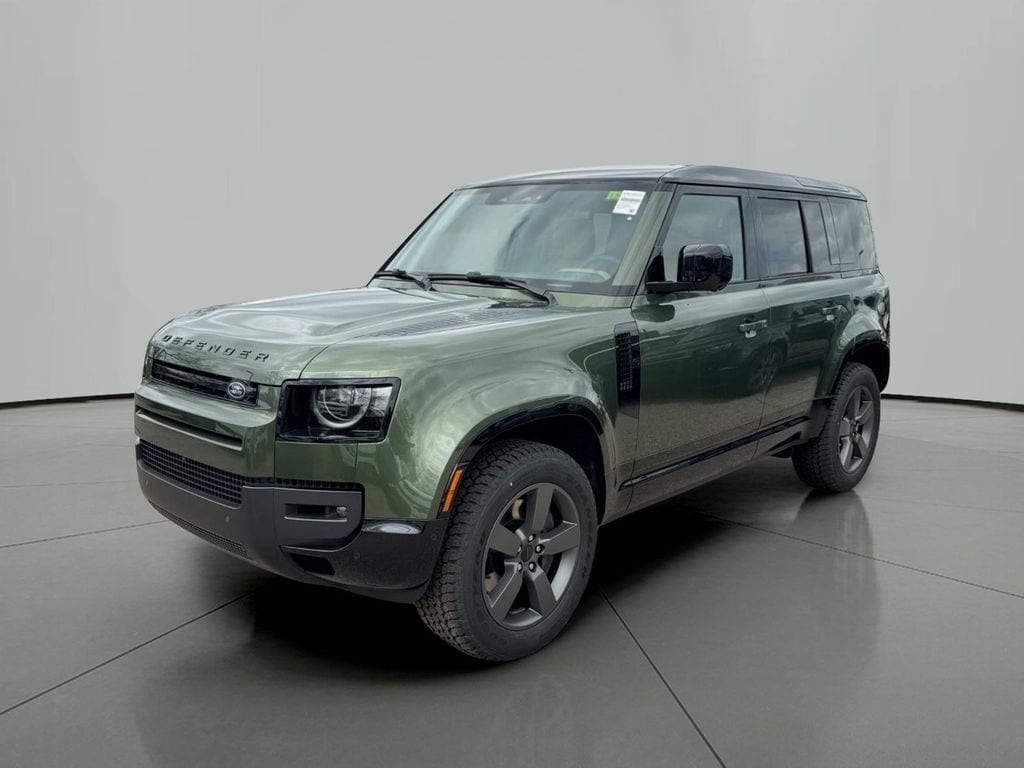 2026 Land Rover Defender 110 X-Dynamic SE P500's photo
