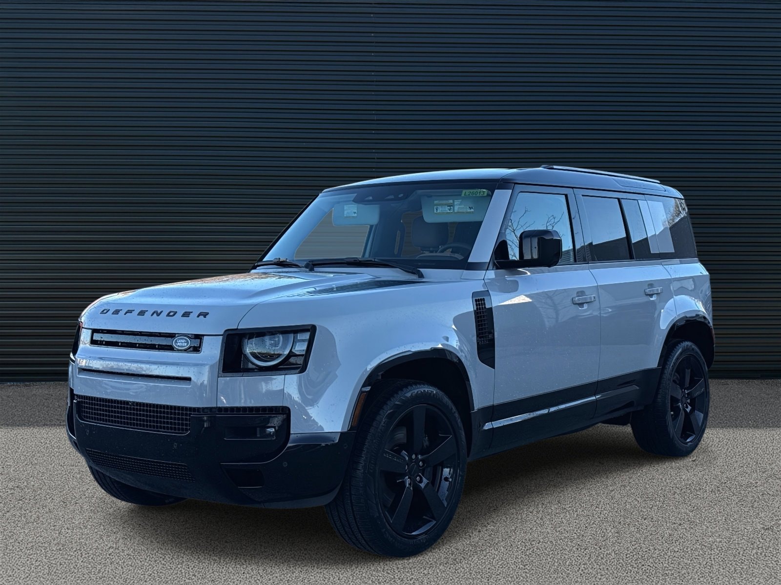 2026 Land Rover Defender X's photo