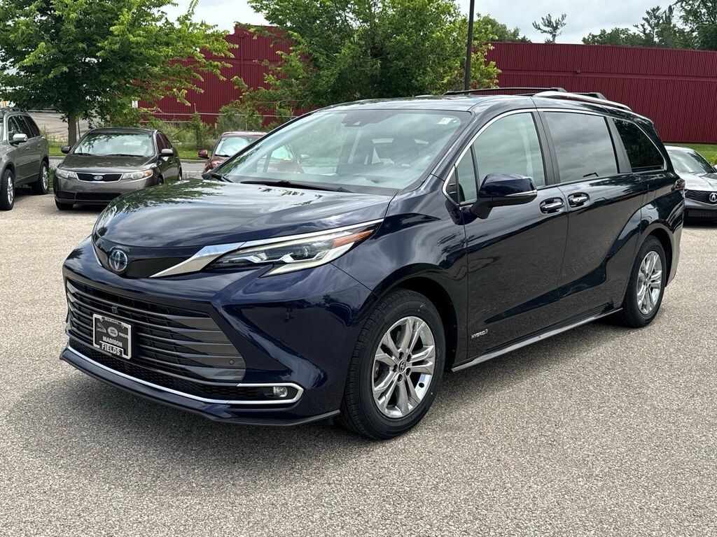 Used 2021 Toyota Sienna Platinum Van