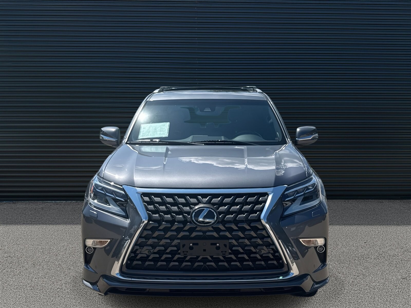 2023 Lexus GX 460 Premium photo 2