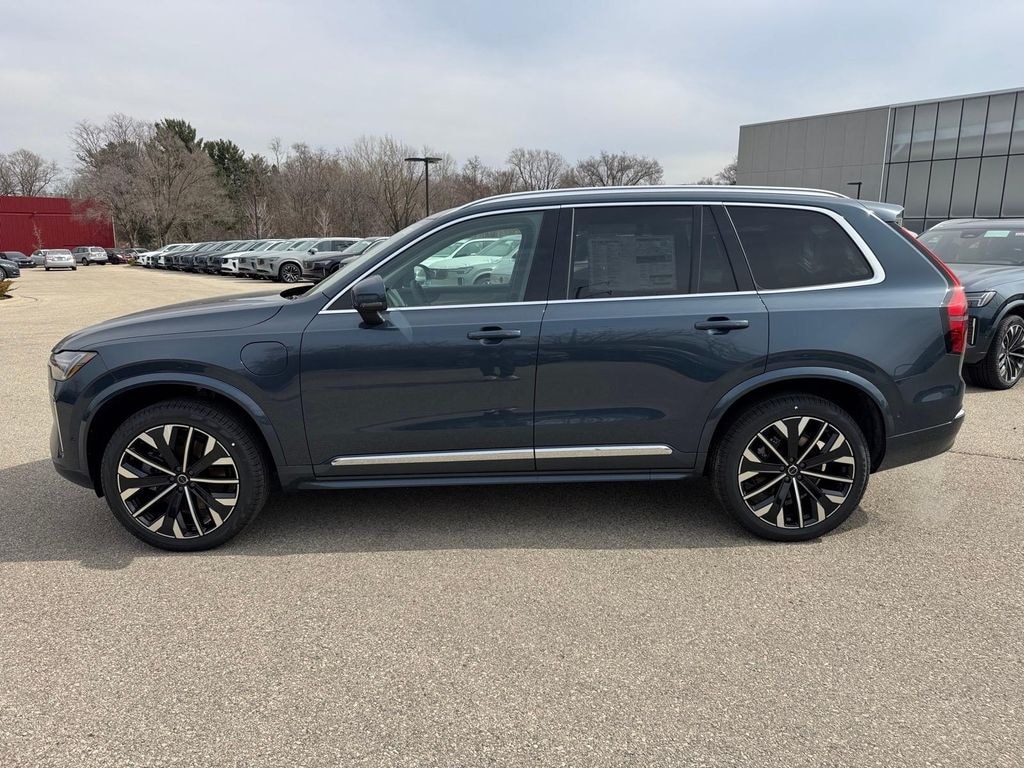 Used 2026 Volvo XC90 plug-in hybrid T8 Plus SUV