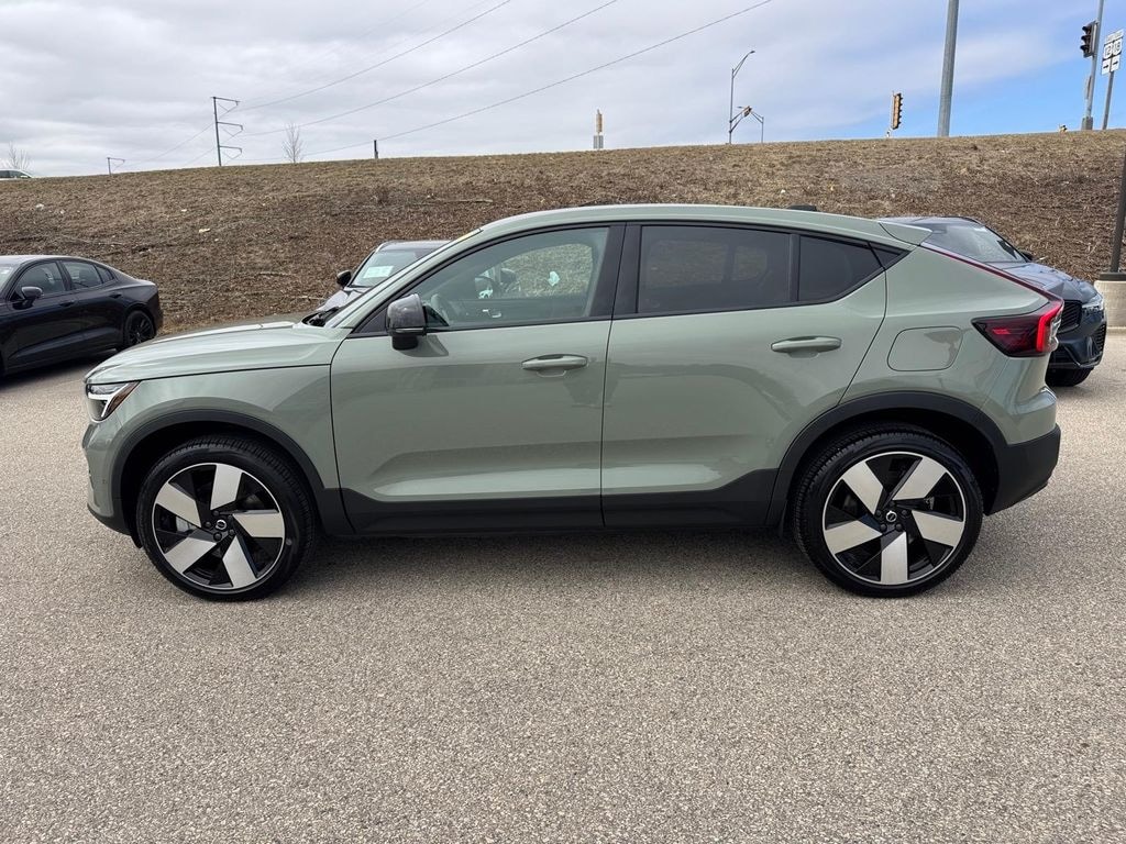 Used 2023 Volvo C40 Recharge Pure Electric Ultimate SUV