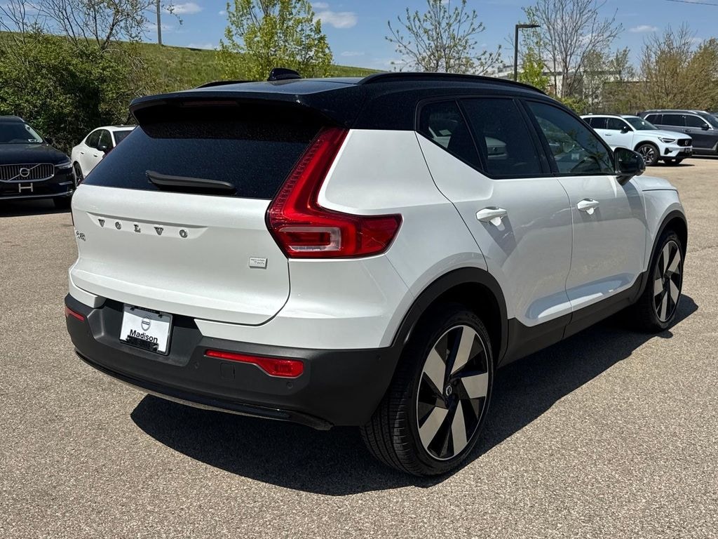 Used 2023 Volvo XC40 Recharge Pure Electric Twin Plus SUV