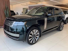 2026 Land Rover Range Rover SV Signature Suite SUV