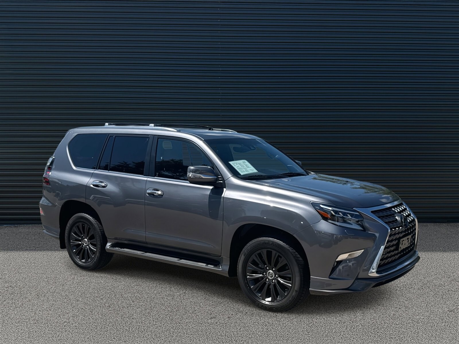 2023 Lexus GX 460 Premium photo 3