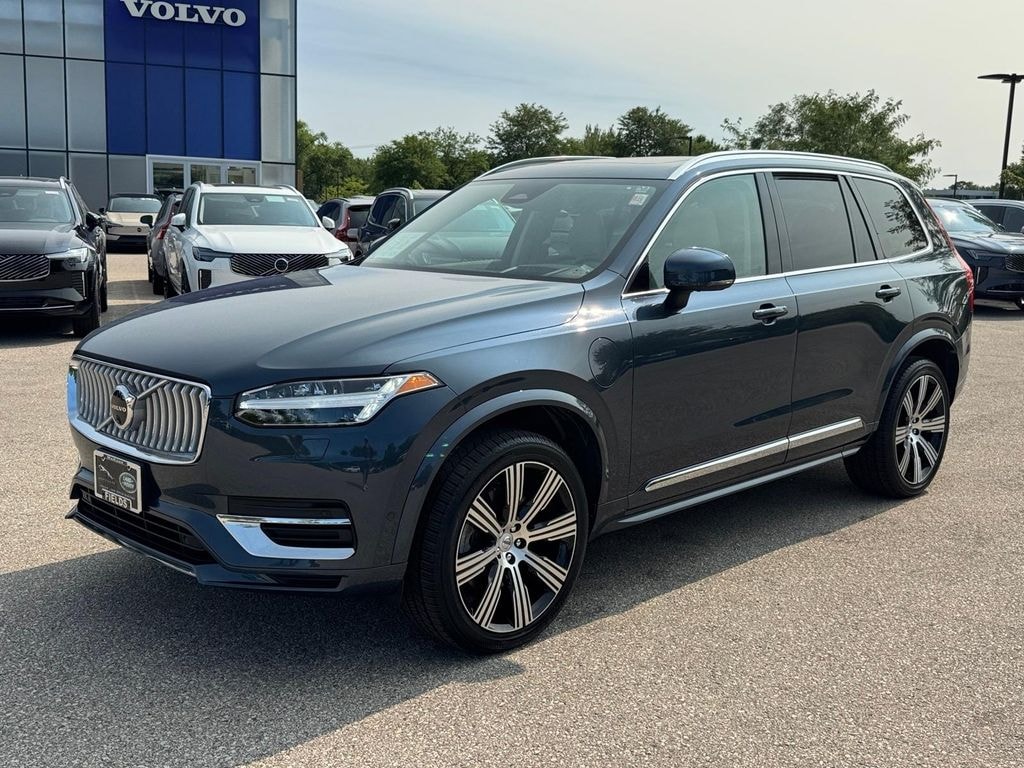 Used 2025 Volvo XC90 plug-in hybrid T8 Ultra SUV