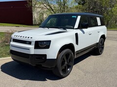 2025 Land Rover Defender 130 X-Dynamic SE SUV