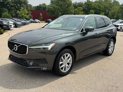2021 Volvo XC60 T5 Momentum SUV