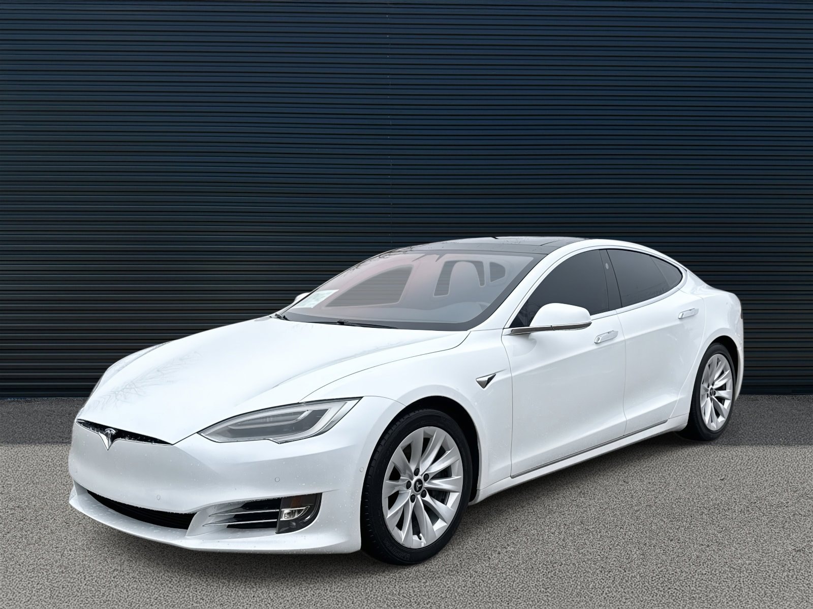 2016 Tesla Model S 75's photo