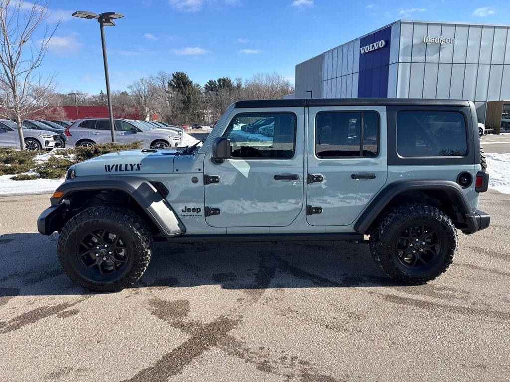 Used 2024 Jeep Wrangler Willys SUV