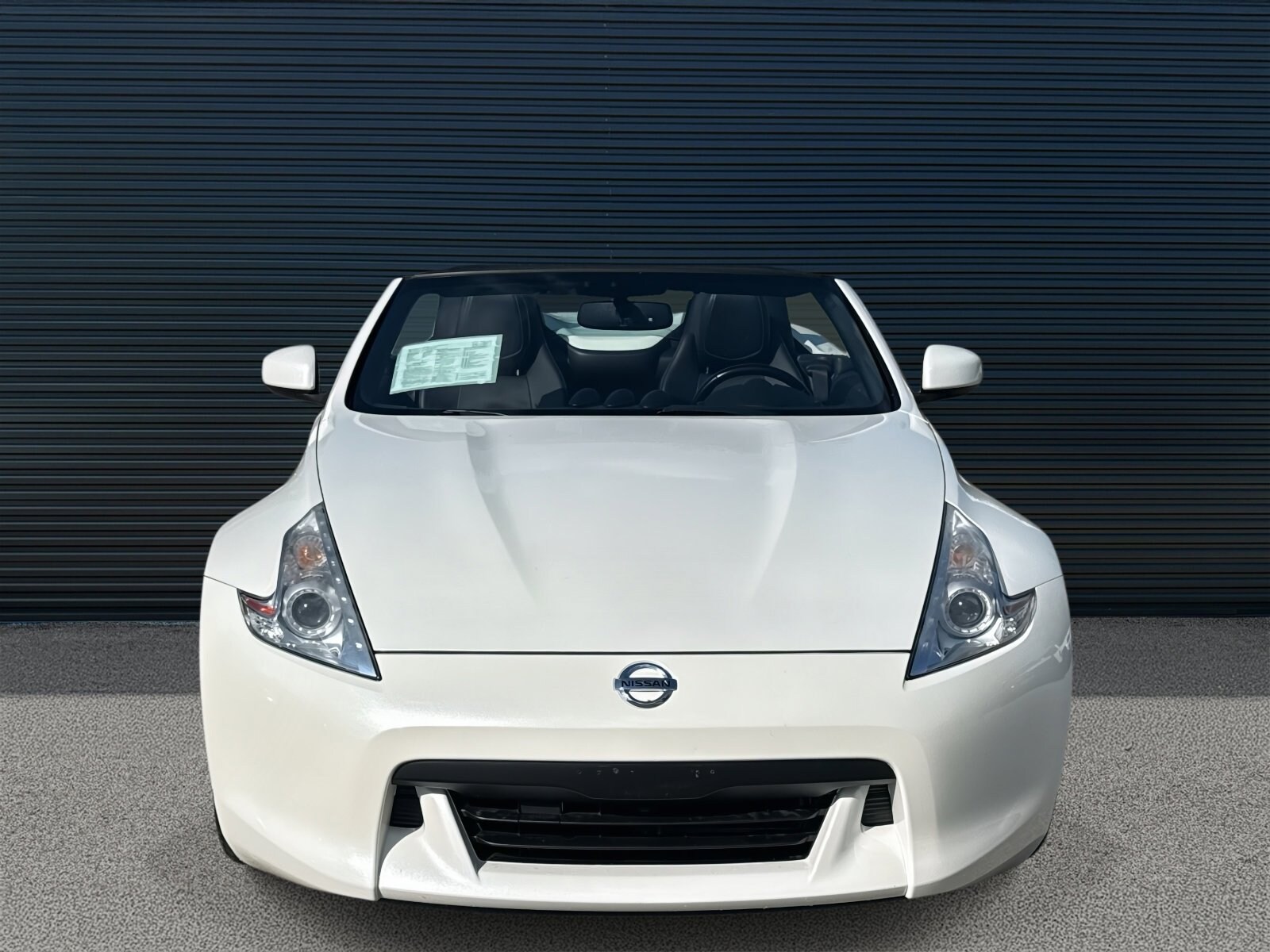 2012 Nissan 370Z Touring photo 2