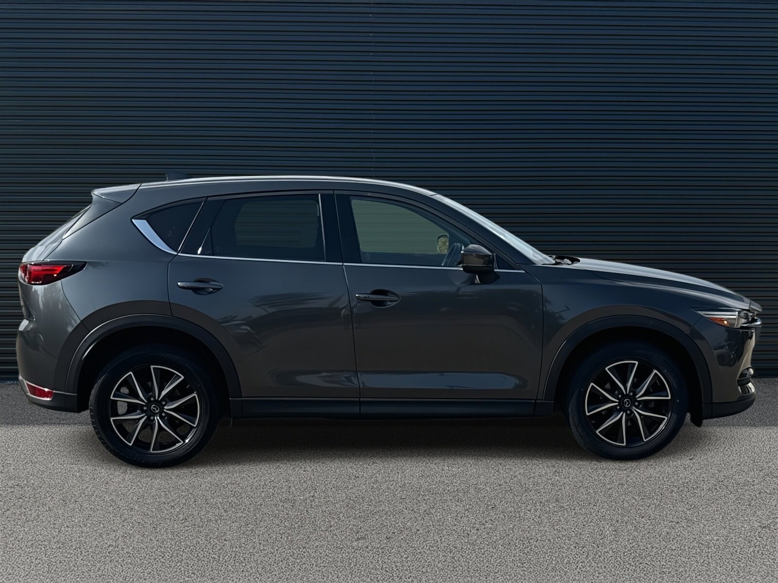 2018 Mazda CX-5 Grand Touring photo 4