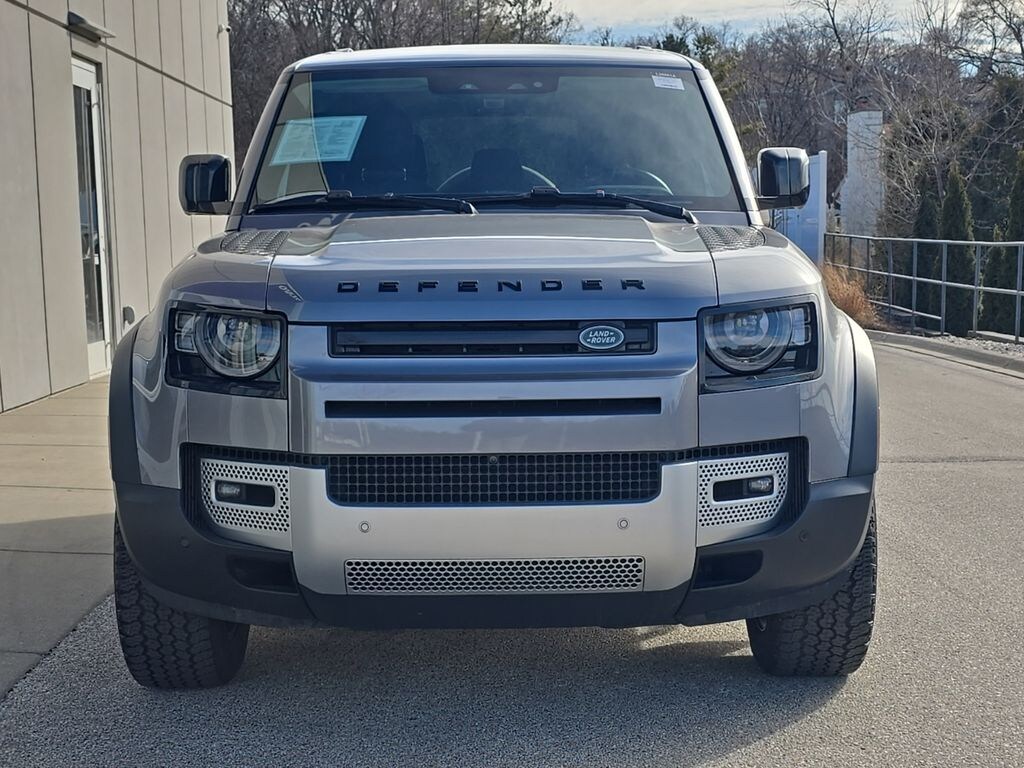 Used 2023 Land Rover Defender SE SUV