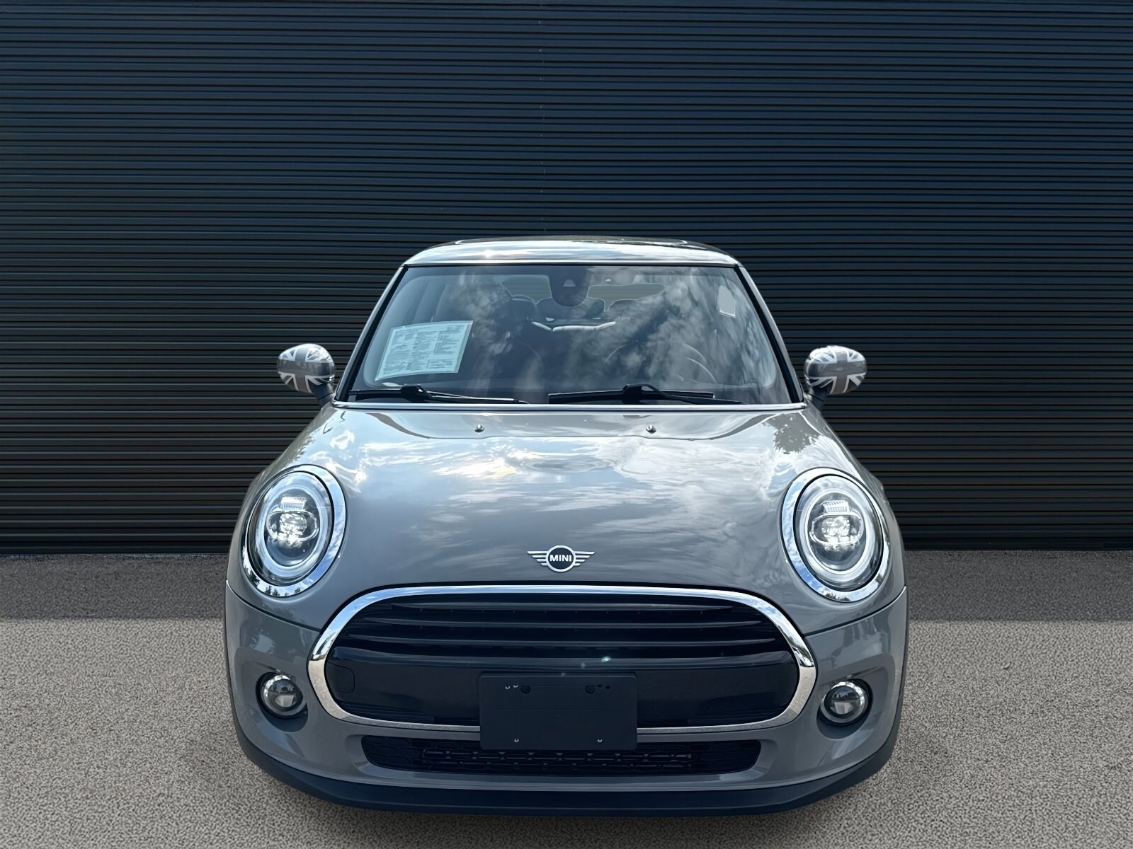 2020 Mini Cooper 2 Door Hardtop photo 2