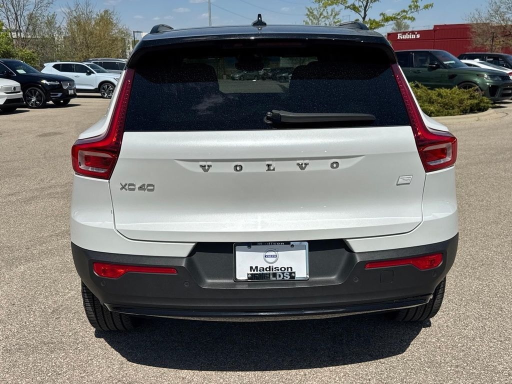 Used 2023 Volvo XC40 Recharge Pure Electric Twin Plus SUV