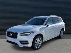 2017 Volvo XC90 Momentum SUV