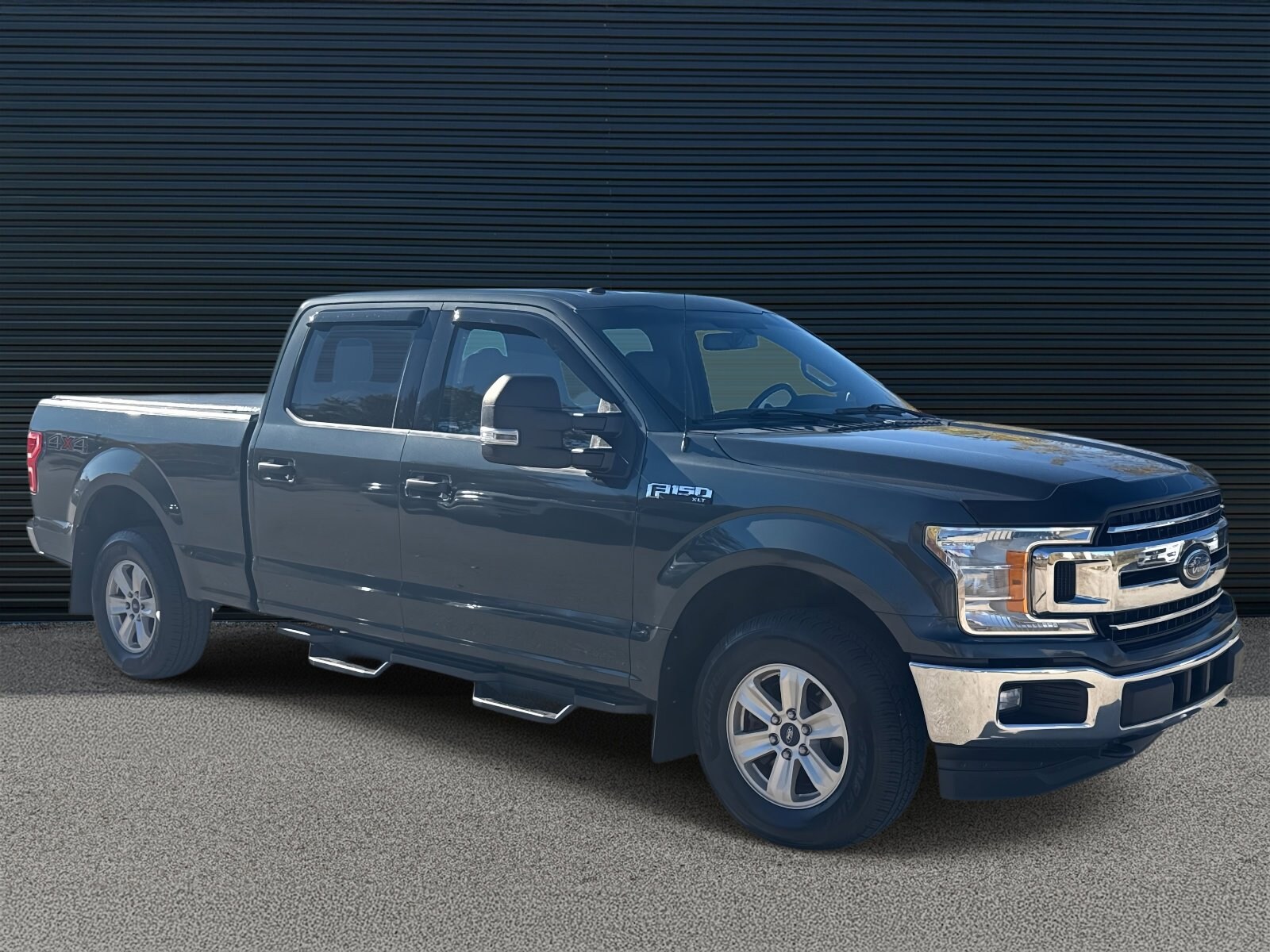 2018 Ford F-150 XLT photo 3