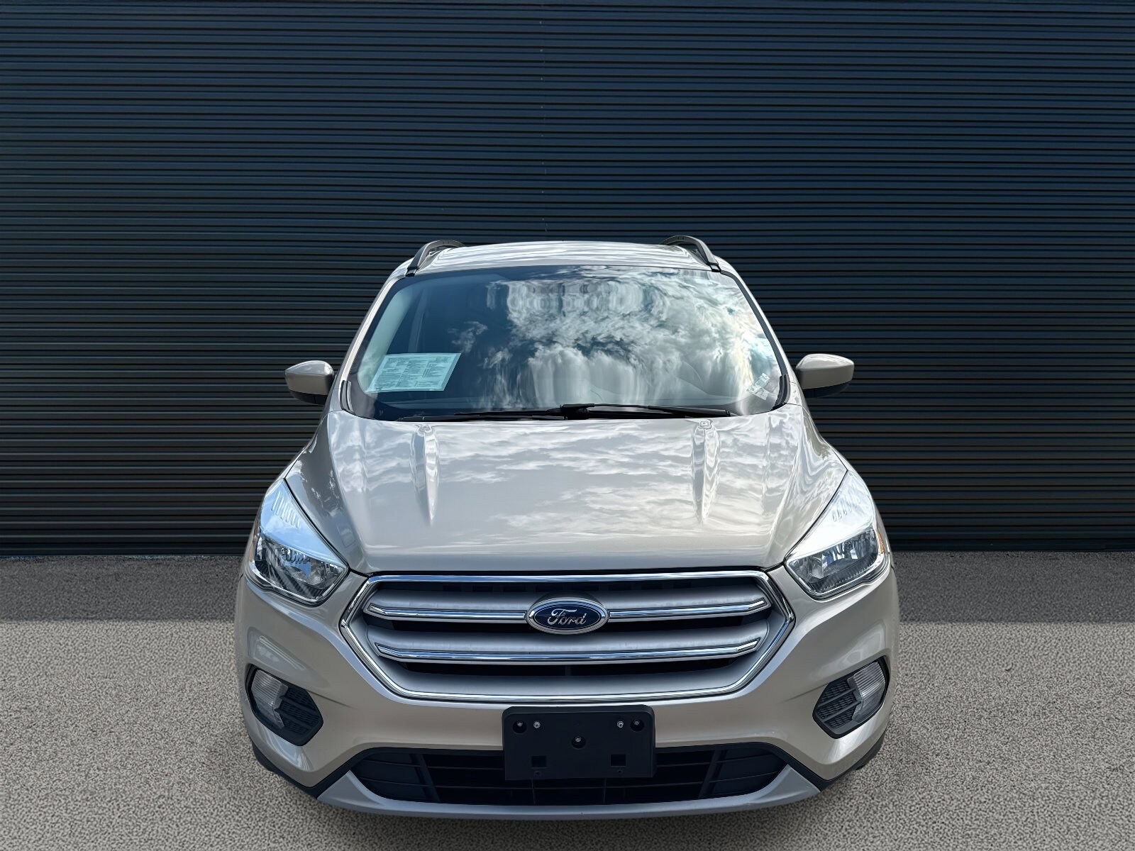 2018 Ford Escape SE photo 2