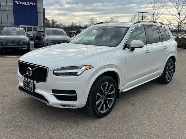 Used 2018 Volvo XC90 T5 Momentum SUV for sale in Madison, WI