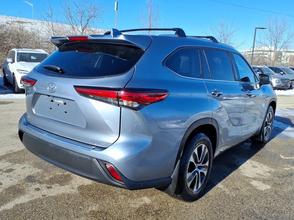 Used 2023 Toyota Highlander XLE SUV