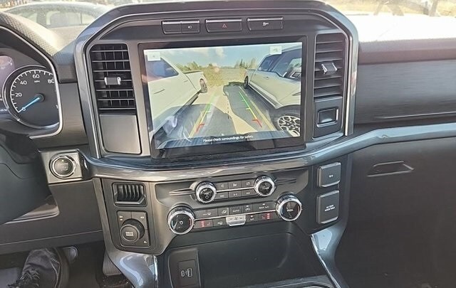 2022 Ford F-150 XLT photo 2