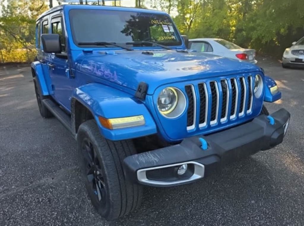 Used 2023 Jeep Wrangler Sahara SUV