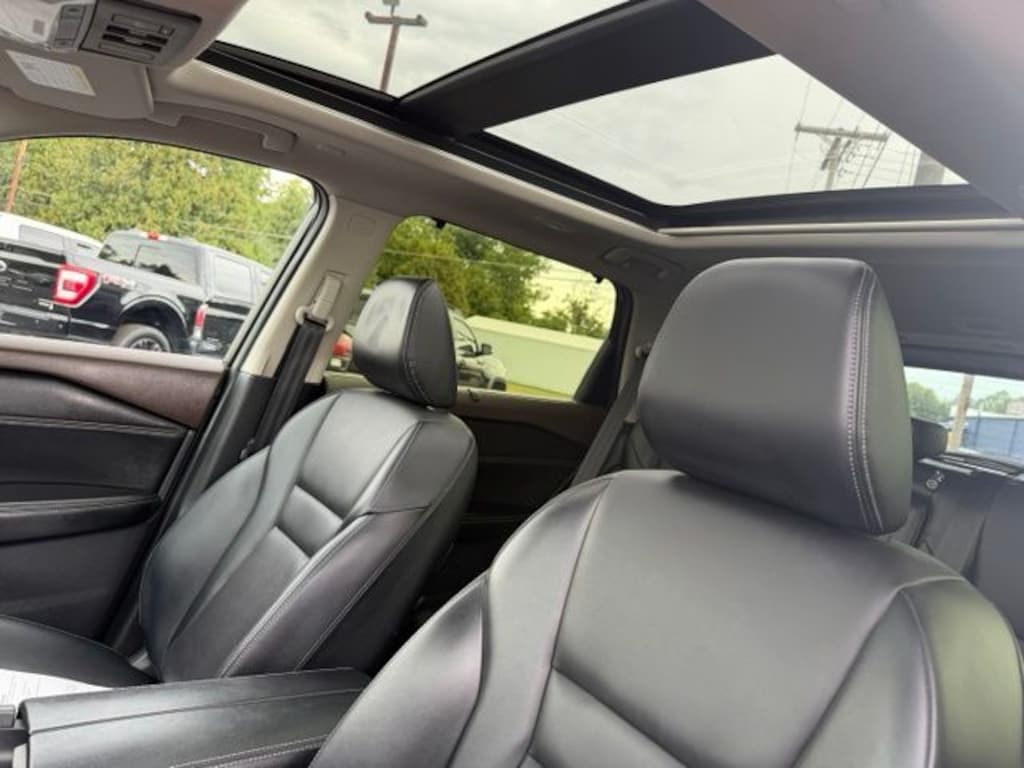 Used 2023 Nissan Rogue SV SUV