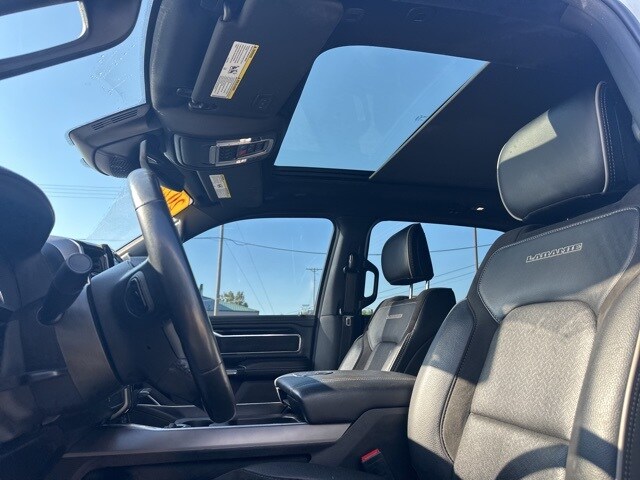 2022 Ram 1500 Laramie photo 3