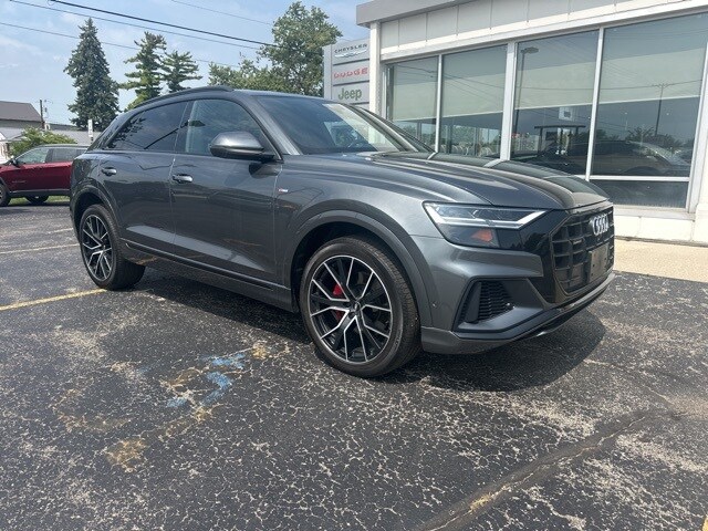 2019 Audi Q8 line Premium Plus photo 2