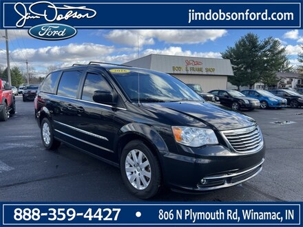 2016 Chrysler Town & Country Touring Van LWB Passenger Van