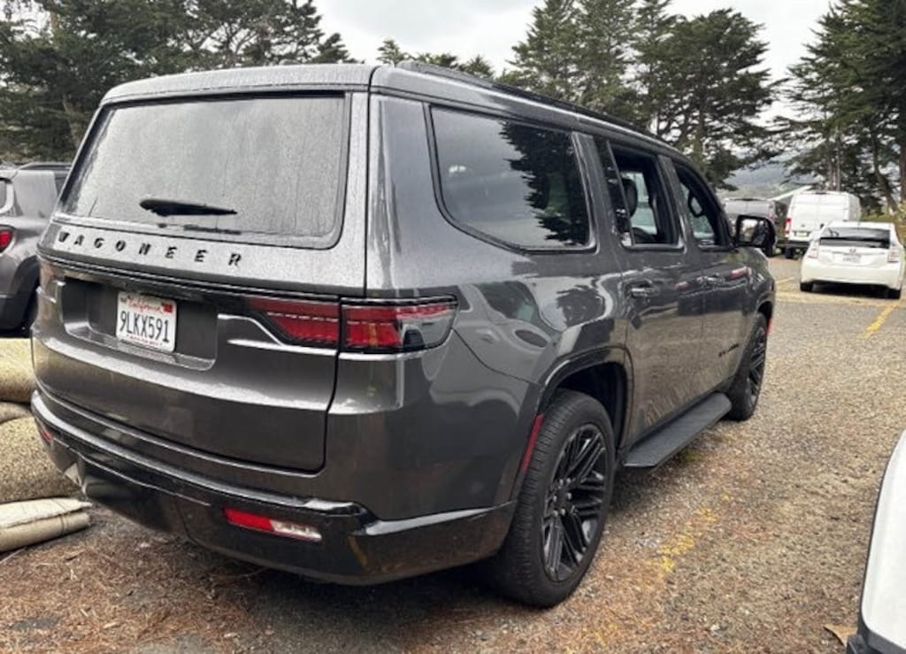 Used 2024 Jeep Wagoneer Series II SUV