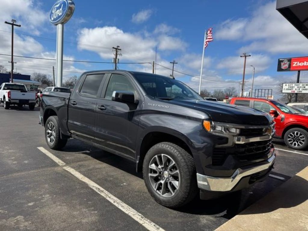 Used 2024 Chevrolet Silverado 1500 LT Truck Crew Cab