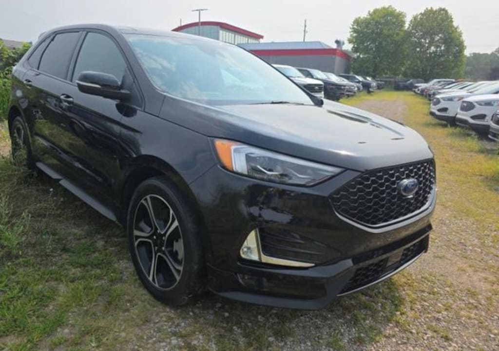 Used 2023 Ford Edge ST SUV