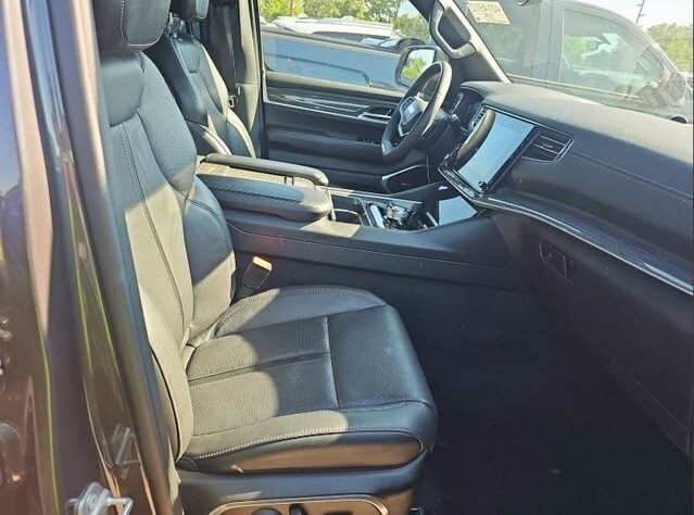 2022 Jeep Wagoneer Series II photo 4
