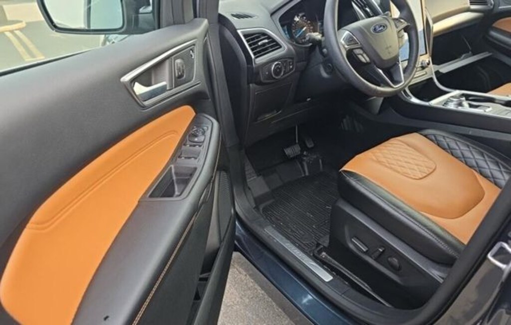 Used 2023 Ford Edge Titanium SUV