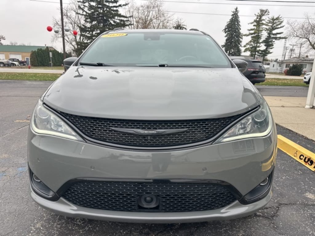Used 2020 Chrysler Pacifica Touring L Plus Van Passenger Van