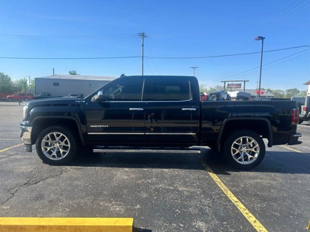 Used 2017 GMC Sierra 1500 SLT Truck Crew Cab