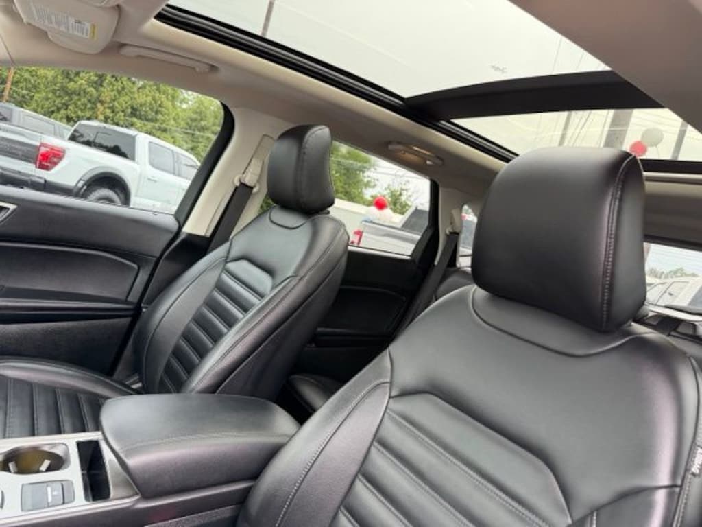Used 2023 Ford Edge SUV