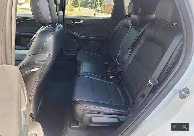 2023 Ford Escape ST-Line photo 3